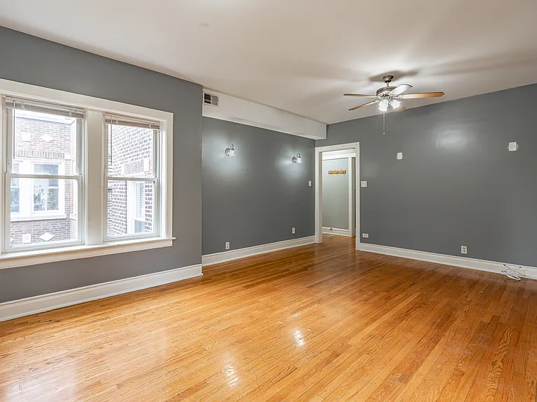 4627 N Monticello Ave #2 — Photo 3