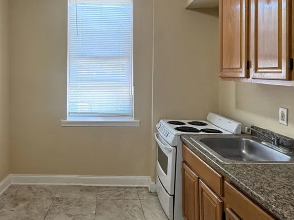 5701 West Girard Avenue, 5701 W Girard Ave #3R, Philadelphia, PA 19131