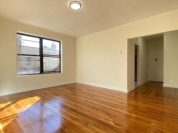 3rd image of 84-19 Talbot St #6