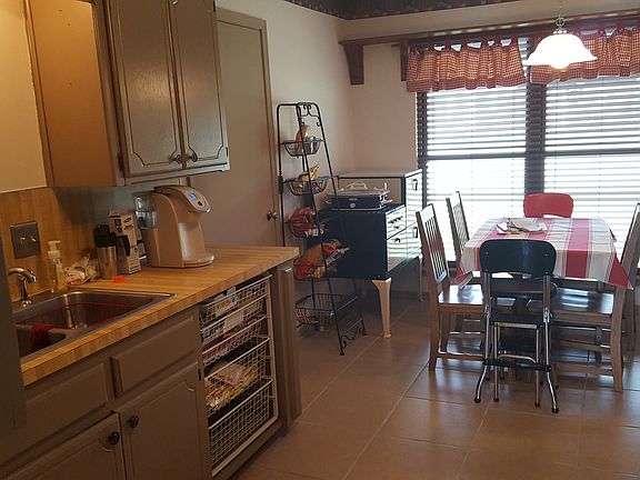 Kitchen/Dining