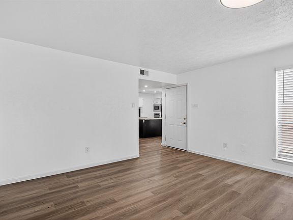 3rd image of 7510 Holly Hill Dr APT 150