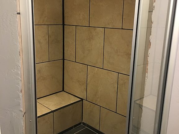 4th image of 1700 Virginia Dr