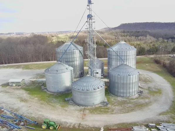 101 Bourbon Dr, Lebanon, KY 40033