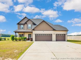 341 Woodington Rd, Hope Mills, NC 28348