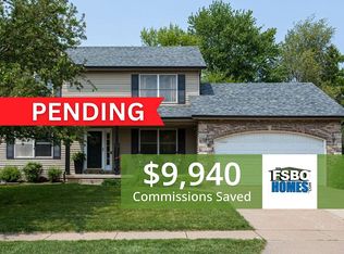 3512 Raleigh Ave, Bettendorf, IA 52722