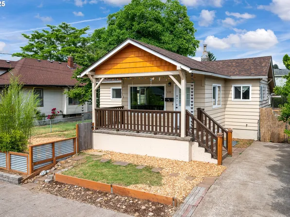 1040 NE 78th Ave, Portland, OR 97213