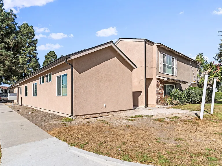 12602 Kensington Lane — Photo 3