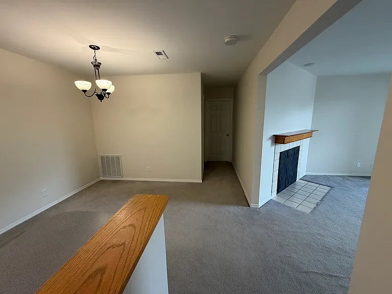 4 Hartwell Ct #10 — Photo 6