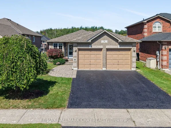 76 Shalom Way, Barrie, ON L4N 5Y3