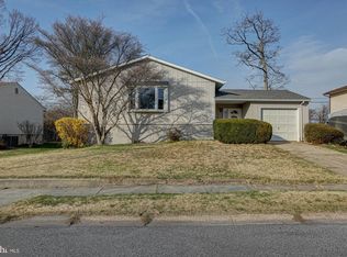 121 Sonant Dr, Newark, DE 19713