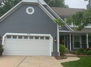 9120 W 126th Ter, Overland Park, KS 66213
