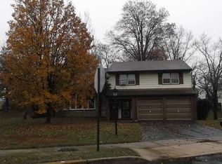 5 Harvest Ln, Burlington, NJ 08016