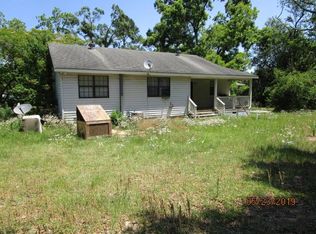 210 Elm St, Fort Gaines, GA 39851