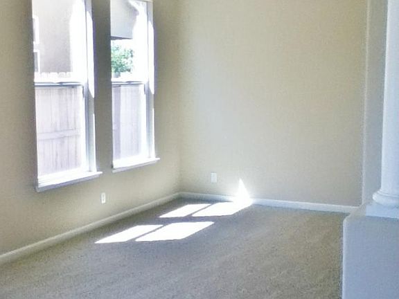 3rd image of 1760 Countrywood Ln