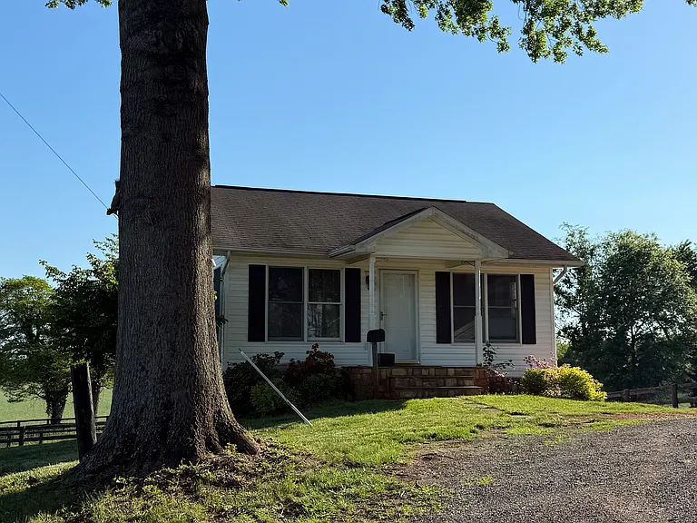 9630 Lees Mill Rd — Photo 3