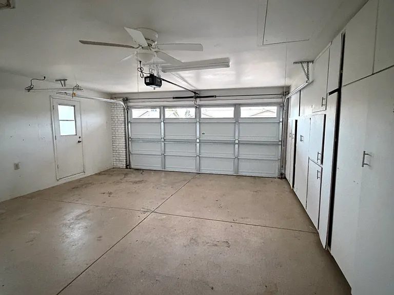 10510 W Willowcreek Cir — Photo 13
