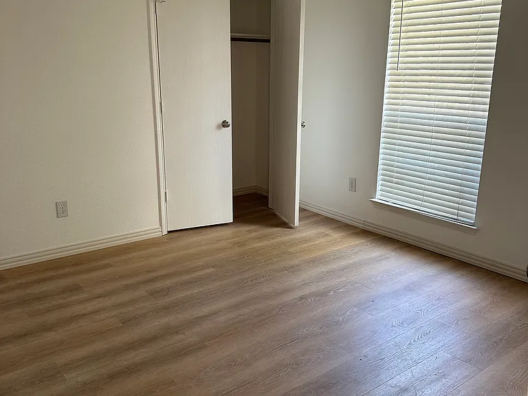 105 Wildhaven Dr — Photo 12