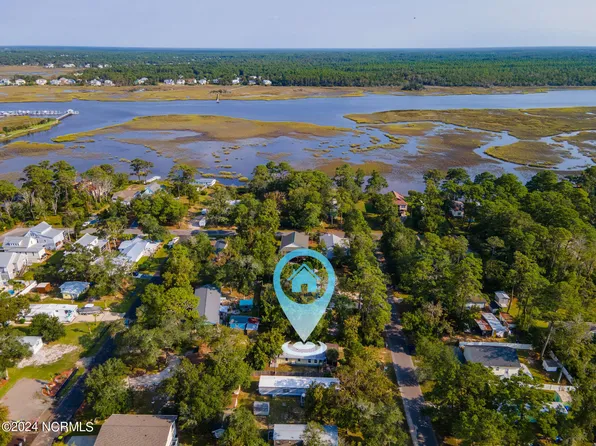 251 NE 66th Street, Oak Island, NC 28465