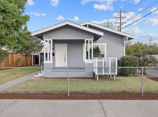 124 W Frazier St, Lindsay, CA 93247