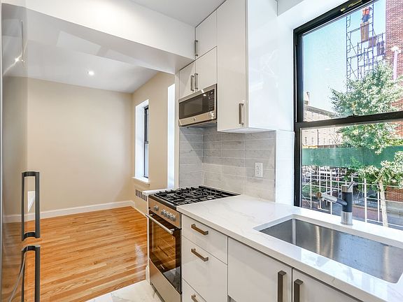 4th image of 90 W 3rd St #1B