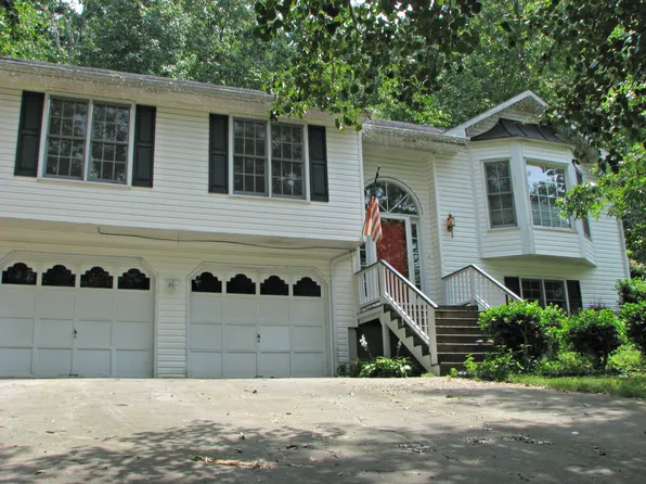 58 Willow Bend Dr, Cartersville, GA 30121