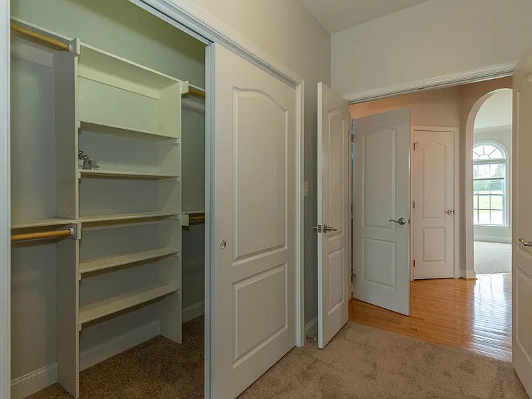 391 Sheerer Dr — Photo 16