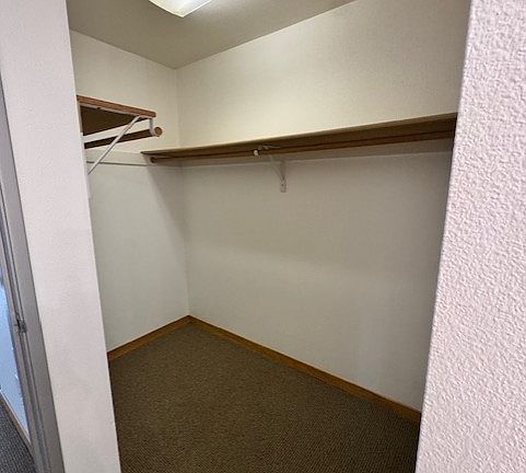 walk in closet