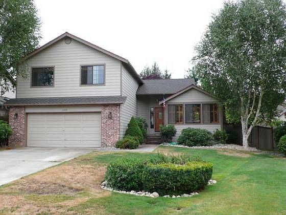 1st image of 3439 Ashley Dr NE