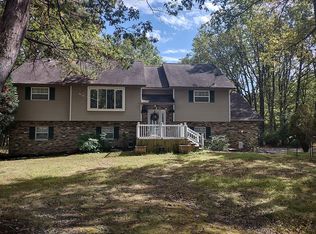 105 Panza Ct, Effort, PA 18330