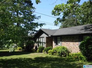 2400 5th Pl NW, Center Point, AL 35215