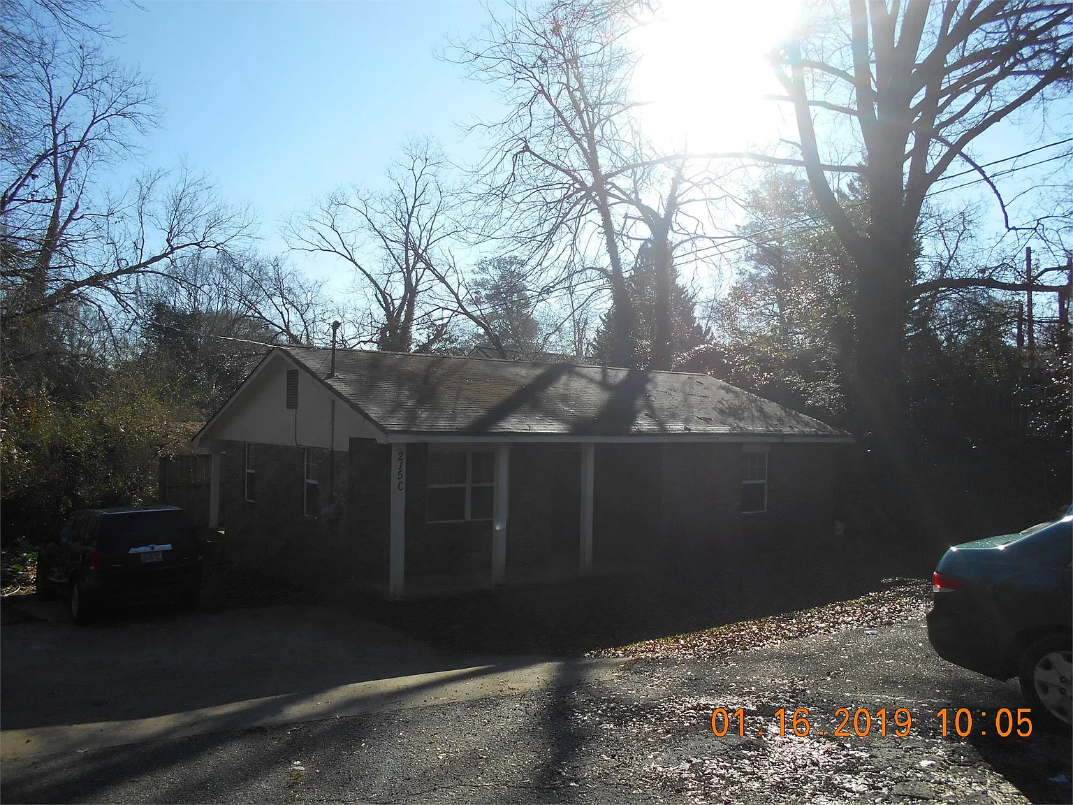 215 Boulevard Apt B - B — Photo 2