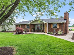 1898 Grandmas Ln, O'Fallon, MO 63366