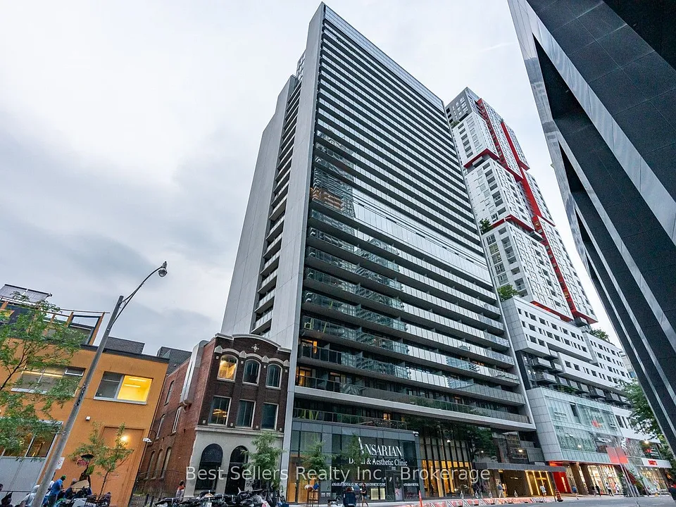 330 Richmond St W #1605