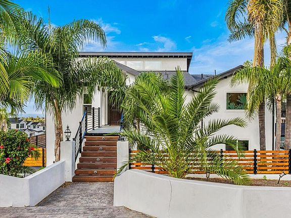 2nd image of 1525 Laurel Rd