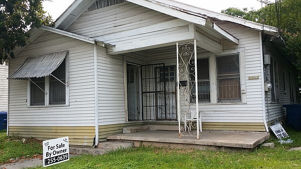 1st image of 1716 S Presa St