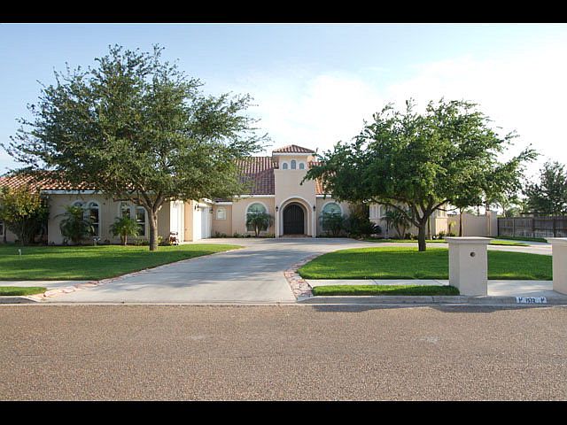 1st image of 1512 Thornwood Dr