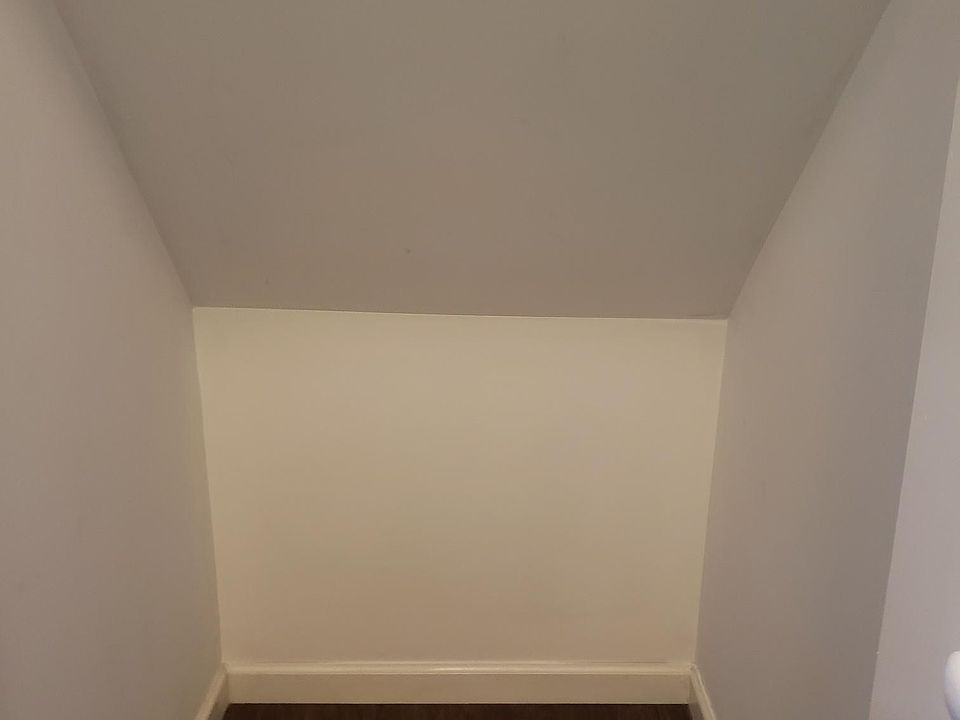1st image of 23745 Hill Ave