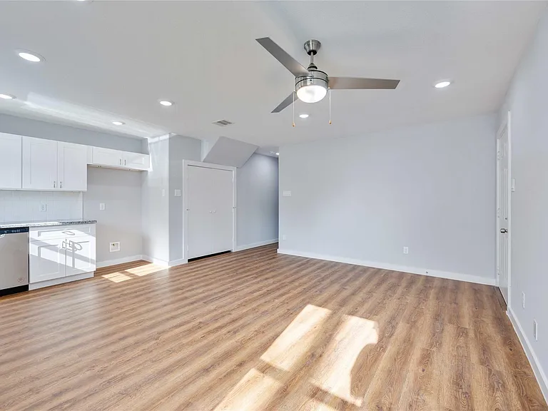 6004 Wedgefield St #A — Photo 5