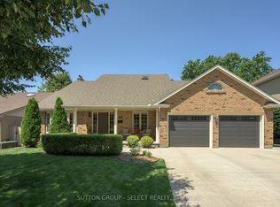 48 Lookout Ct, London, ON N6K 3L5