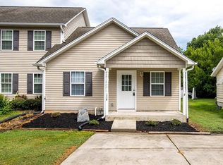 603 Nelson St APT D, Kernersville, NC 27284