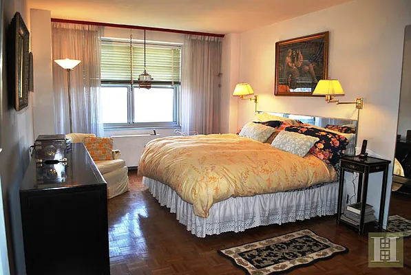 Sold by Halstead Real Estate | media 6