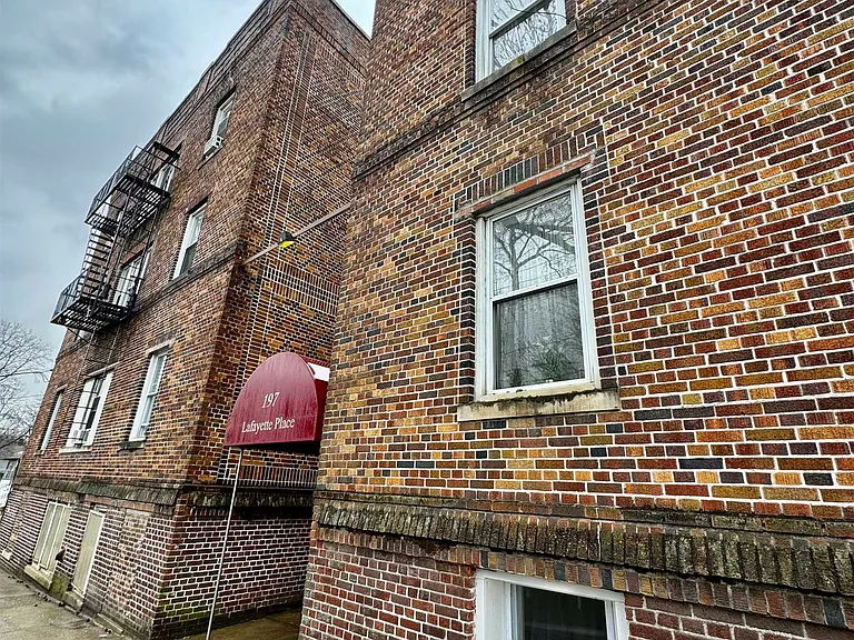 197 Lafayette Pl #C3 — Photo 20