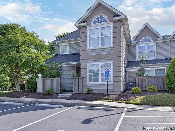 2nd image of 303 Queens Cres