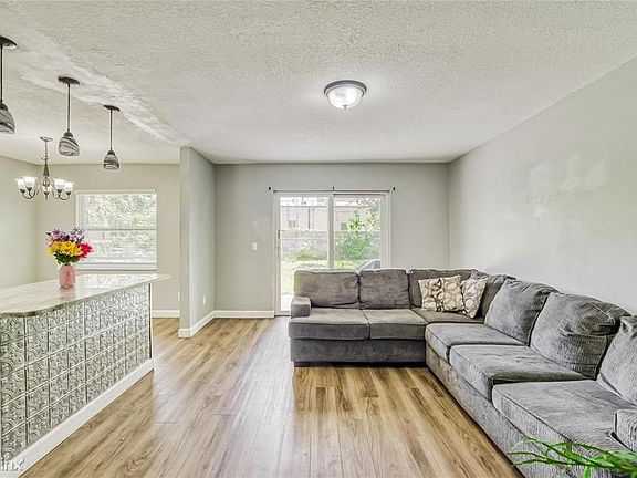 2nd image of 10903 N 29th St