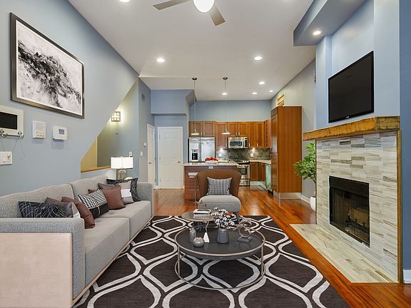 4th image of 1006 N Wolcott Ave APT 1