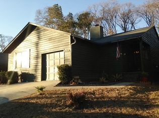 130 Lake Pointe Dr, Warner Robins, GA 31088