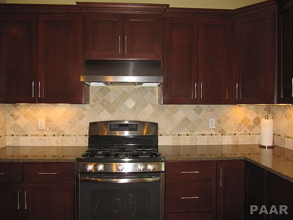 5th image of 3102 W Saddle Creek Dr