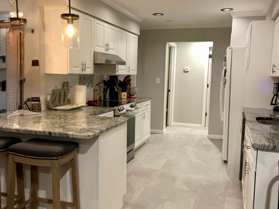 1st image of 533 Madison St #3