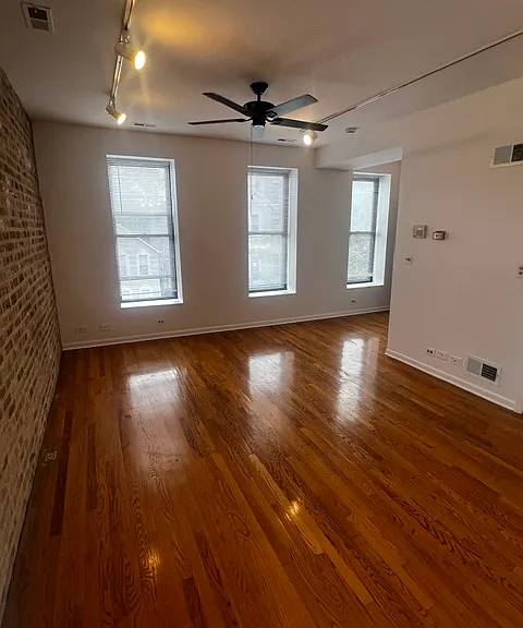 1362 W Crystal St #3F — Photo 5