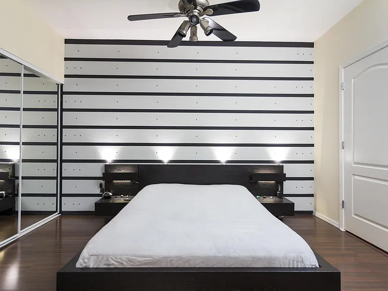 1701 E Colter St #203 — Photo 3
